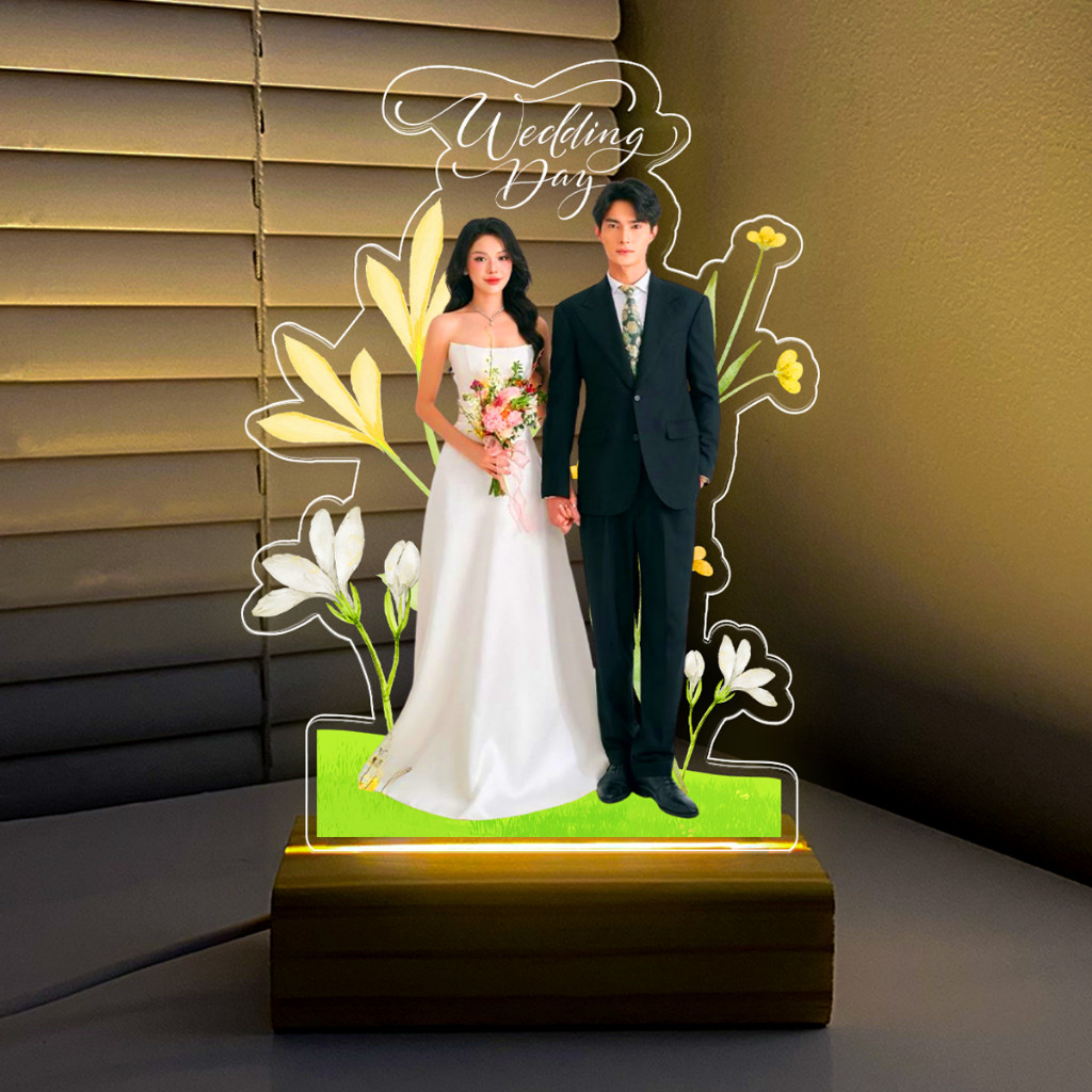 Khung Ảnh Mica Đế Đèn LED In Ảnh Theo Yêu Cầu – Quà Cưới, LED USB, Mica 3mm (Nhận Hỏa Tốc)