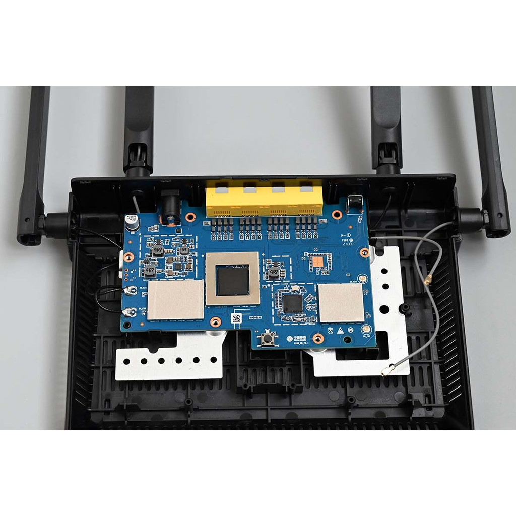 Bộ phát wifi Router wifi RAX3000QY có thêm rom OPENWRT , wifi 6 AX3000, 4 râu , sóng mạnh Hàng cũ | BigBuy360 - bigbuy360.vn