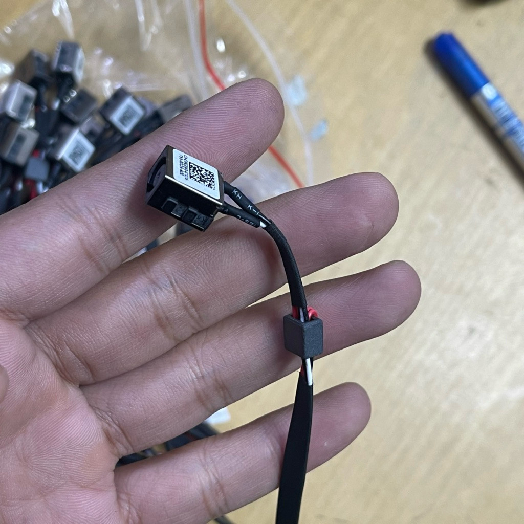 Cáp nguồn Dell Inspiron 14 5443 5447 5448 5445