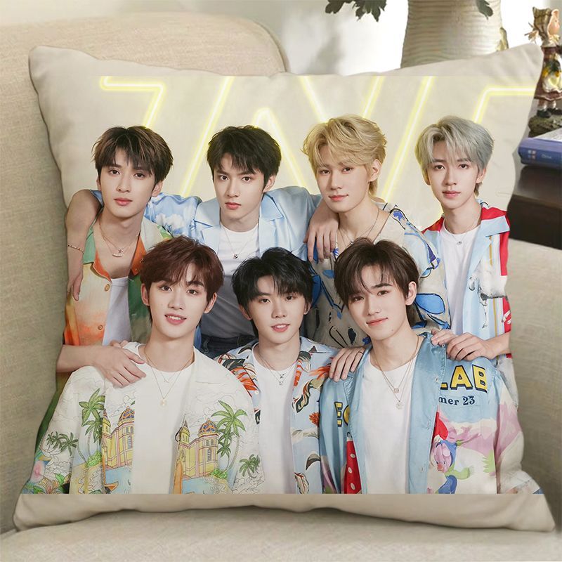 / Times Youth League gối hàng hóa TNT gối hàng hóa Ding Chengxin Yan Haoxiang Quà tặng sinh nhật Tim