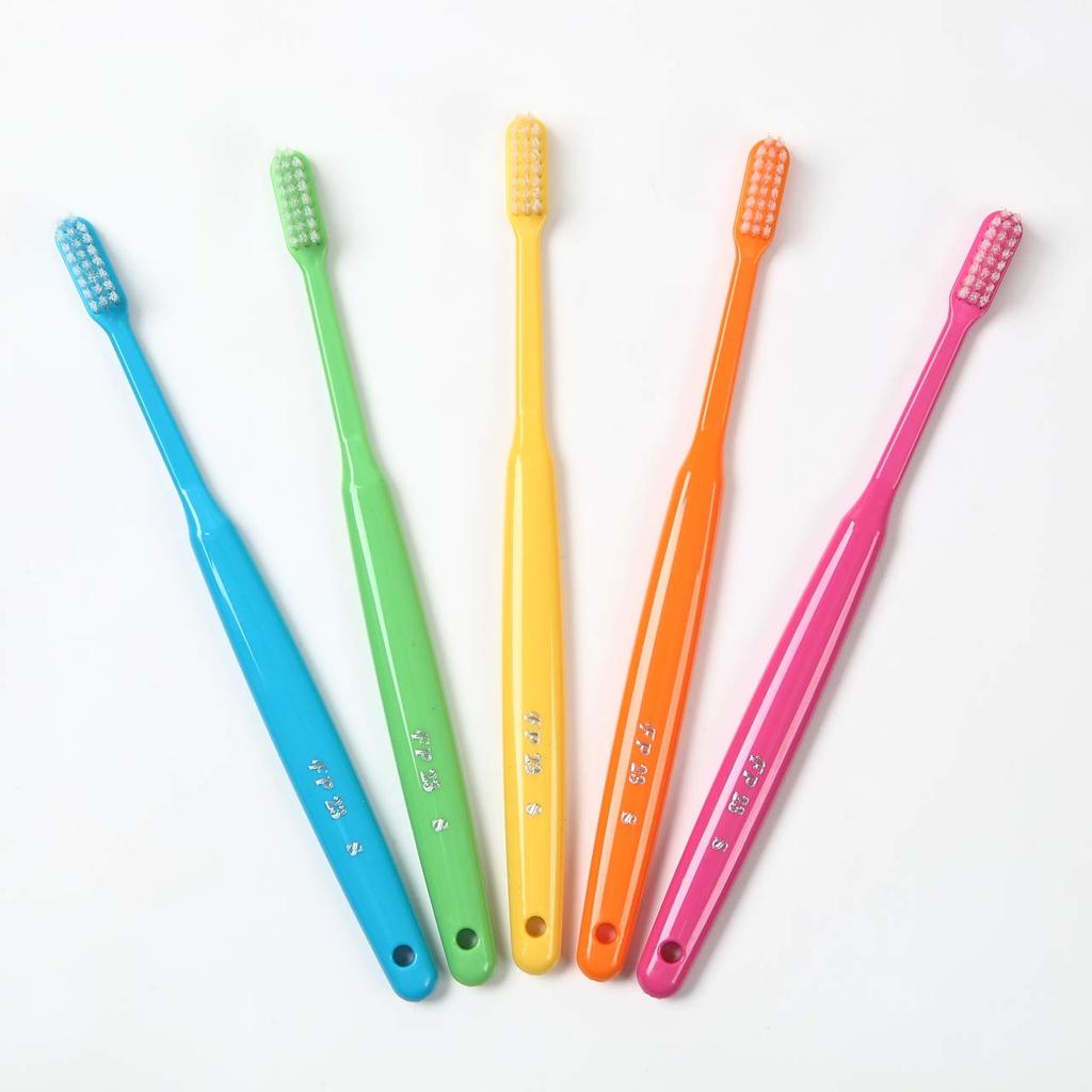 "Japanese-Made Soft Dental Clinic Toothbrushes - Pack of 20 (4 Each of 5 Colors)"/ Direct from JAPAN