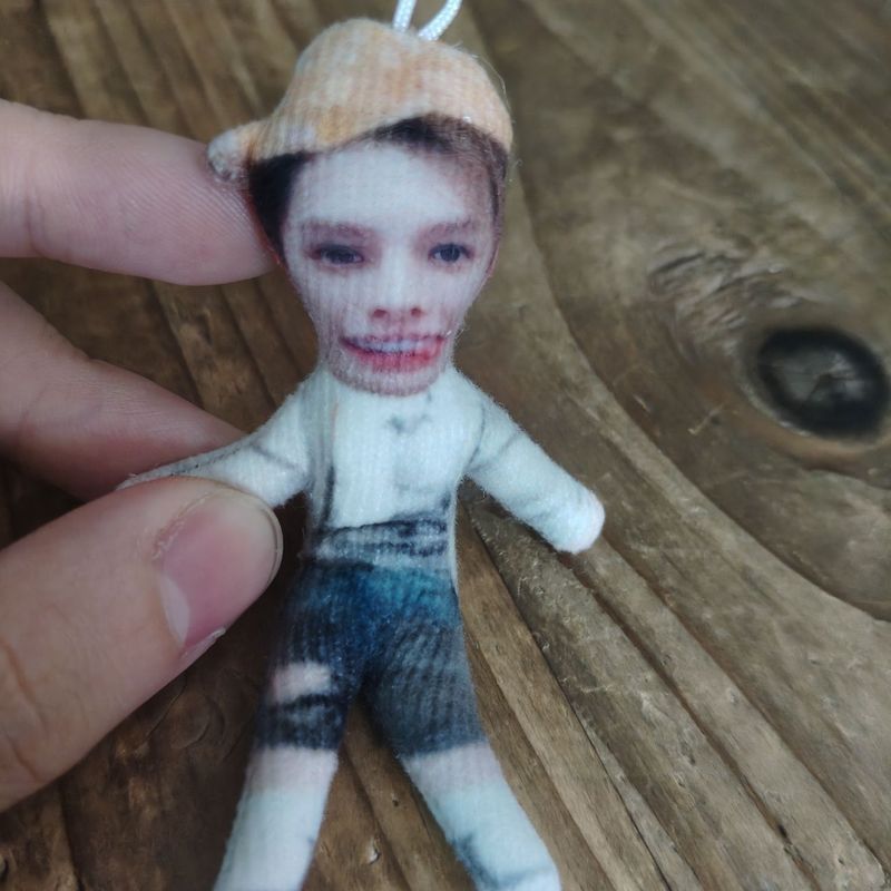 【Fast shipping】 card cortis cortis album  martin cortis Thiết bị ngoại vi đội nam Phụ kiện: móc khóa