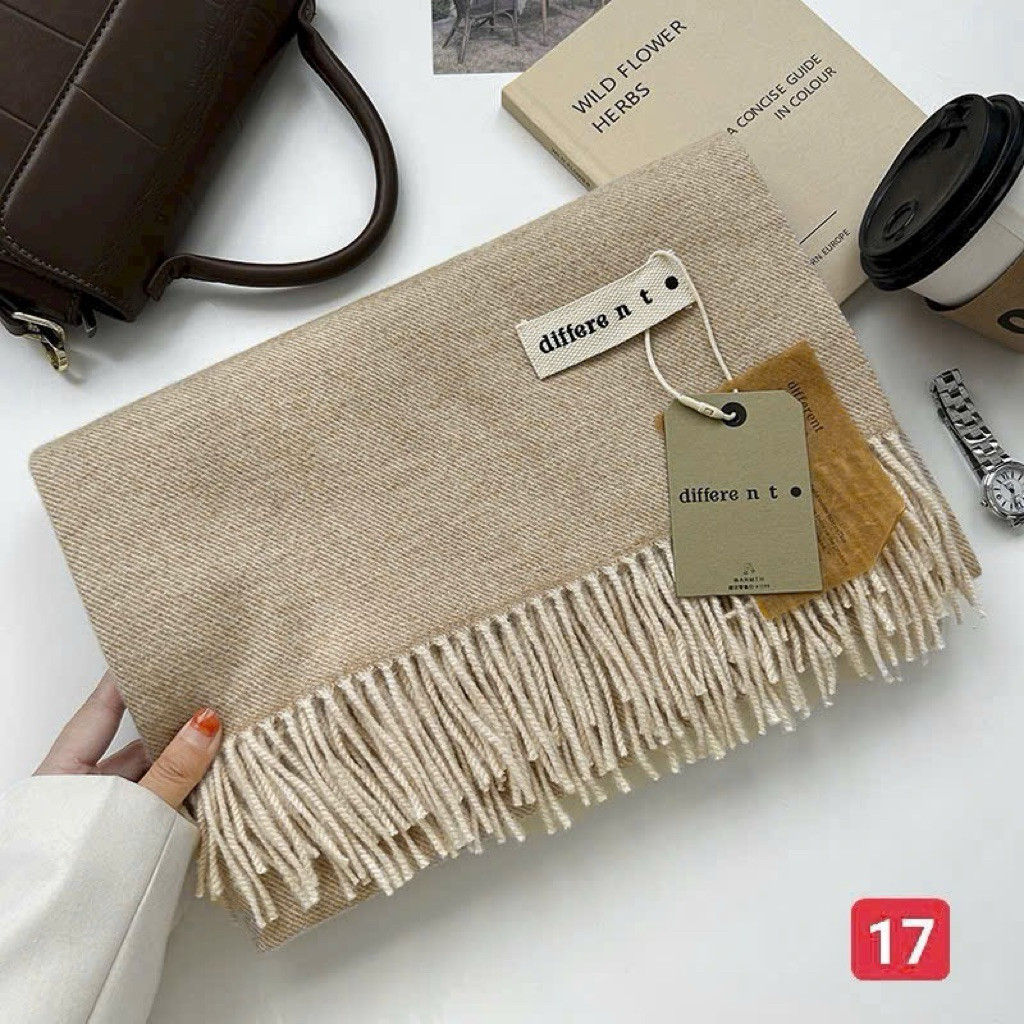 khăn quàng cổ Different