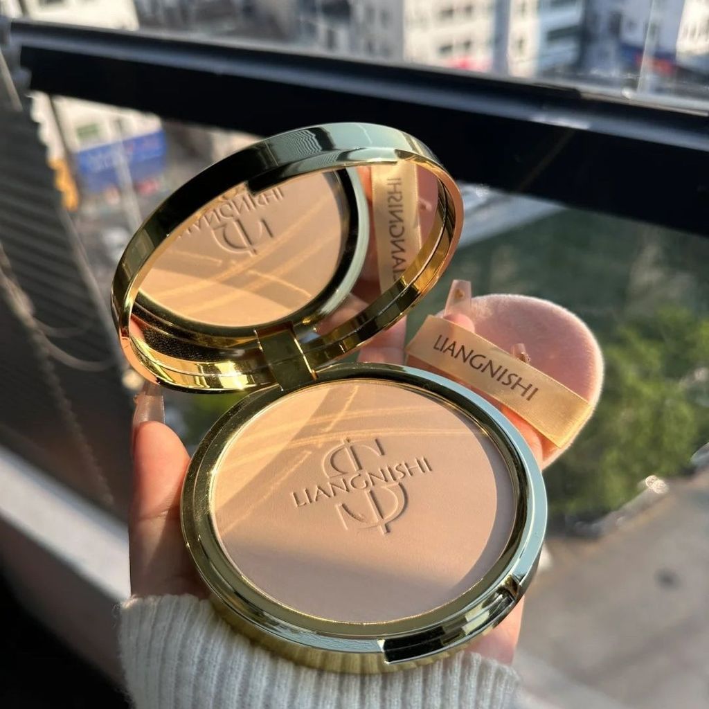 Wow Sai So Big Gold Coin Press PowderGold Coin Pressed Powder Kiểm soát dầu nữ Dịch vụ làm mới tinh 
