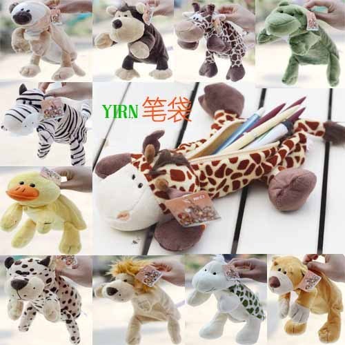 New plush piglet pen for students, large elephant design8.4Animal pencil case with large capacity fo
