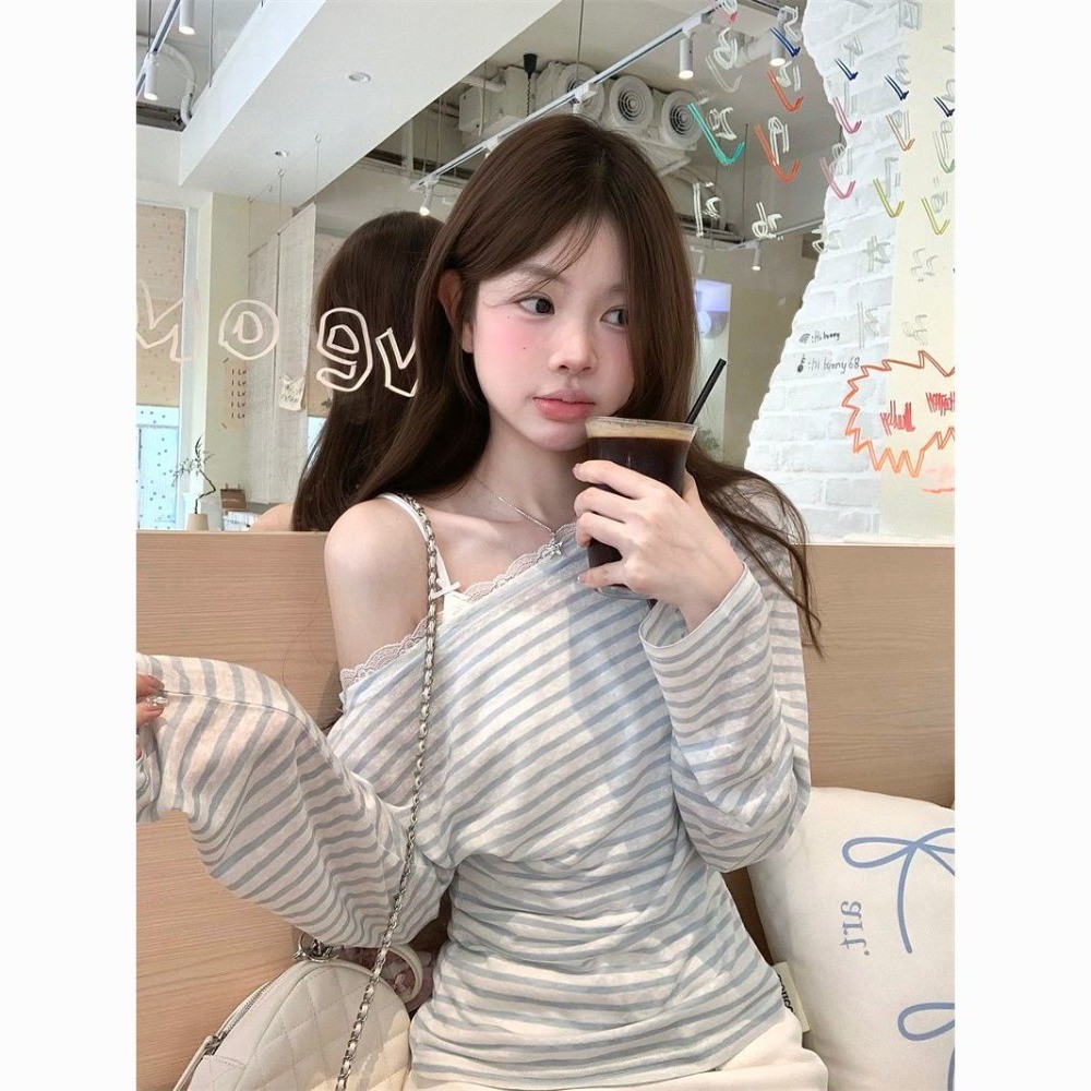 Áo Thun Nữ Sọc Dài Tay Mới Lệch Vai Ren Thời Trang Mới | BigBuy360 - bigbuy360.vn