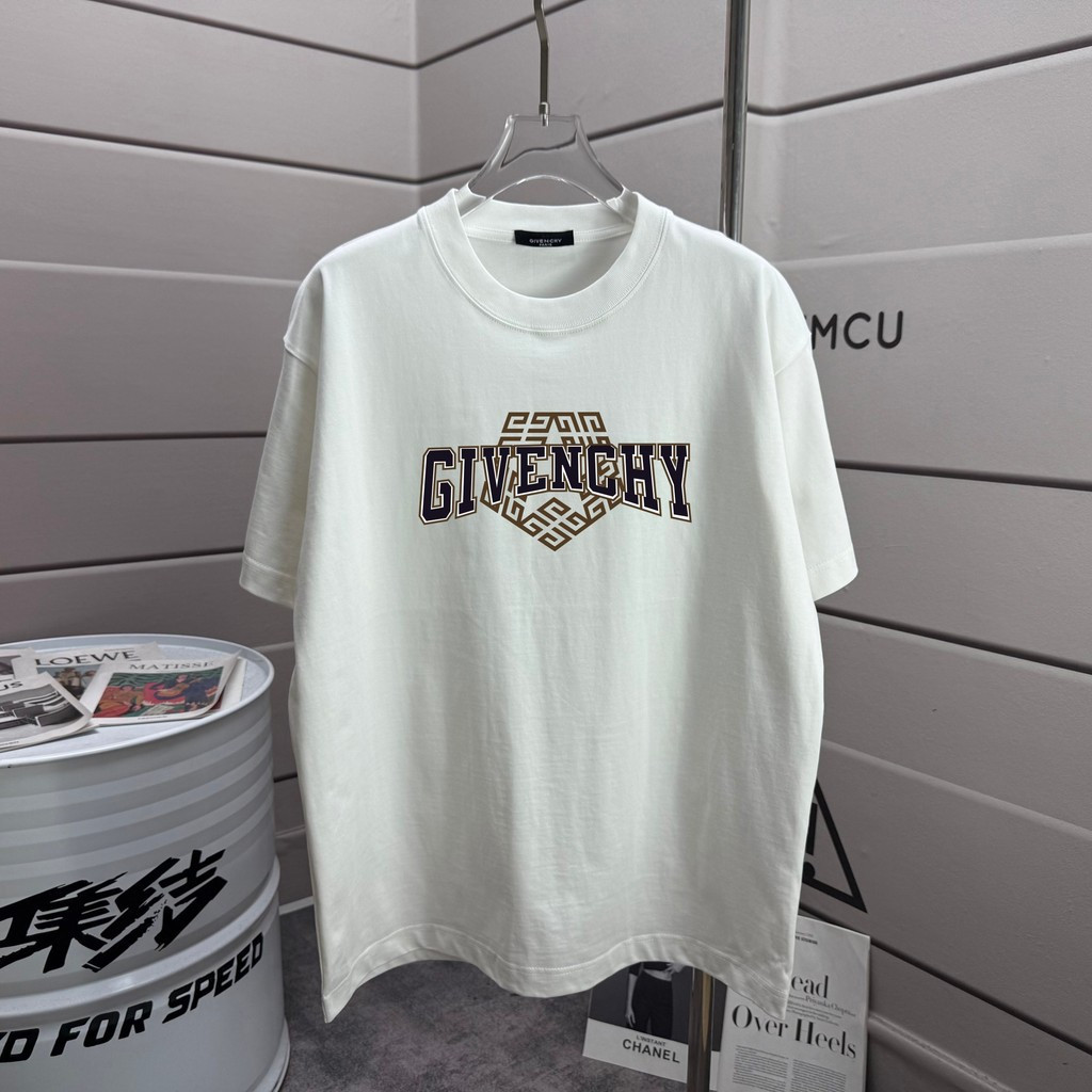 GIVENCHY Áo Thun Cổ Tròn Cổ Điển EQ7