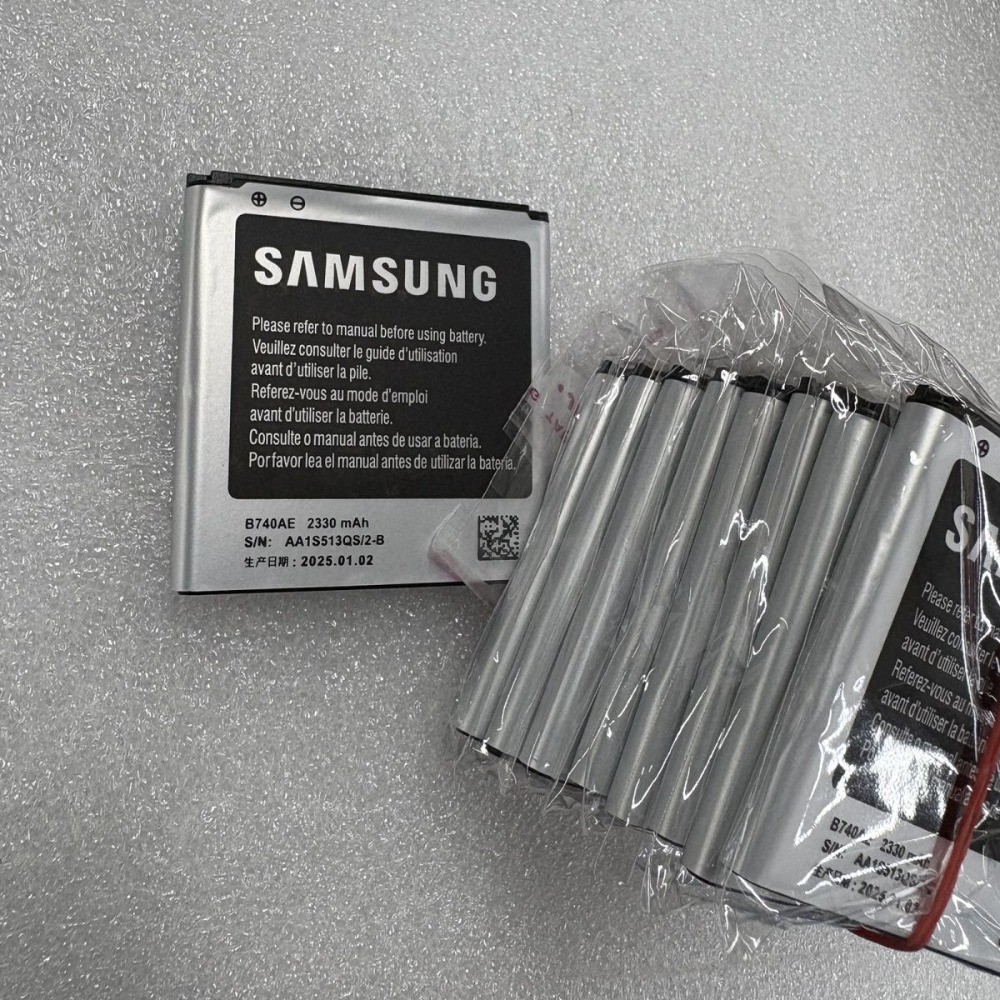 Pin Cho Samsung Mirrorless Camera Model B740AC / BP2330 (NX3300 / NX3000 / NX2000)