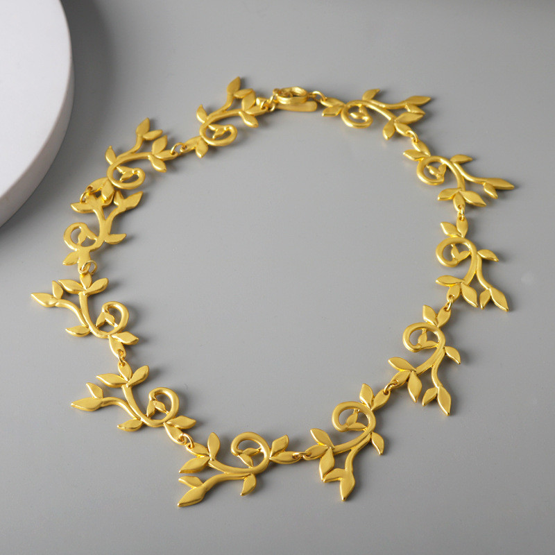 Spot Goods#Hot Sale Ancient Babylonian Iris Flower Necklace Leaf Collarbone Chain Fashion Boutique G