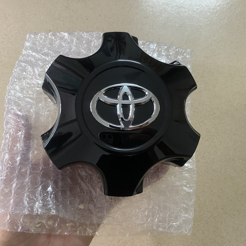 Mô hình áp dụng Toyota Hilux Hub Cap Fortuner thông qua nắp trung tâm ô tô