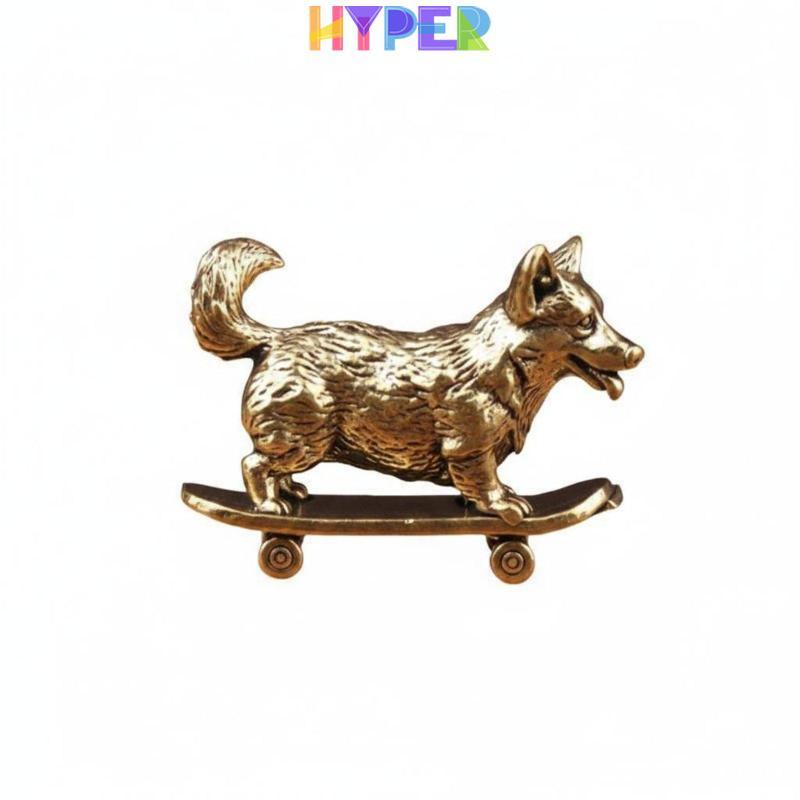 Corgi trên Ván Trượt Trang Trí Thủ Công Đồng Corgi Hình Tượng Phong Cách Cổ Điển Trượt Ván Chó Tượng