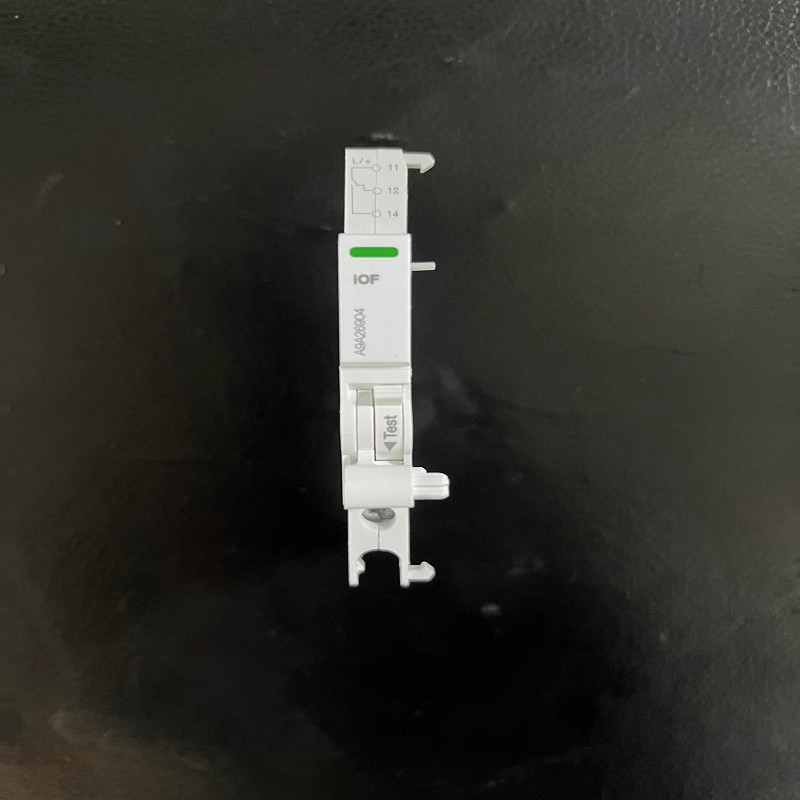 Bộ ngắt mạch Schneider A9 Phụ trợ IC65N Mở IOF chuyên dụng Liên hệ phụ trợ A9A26904