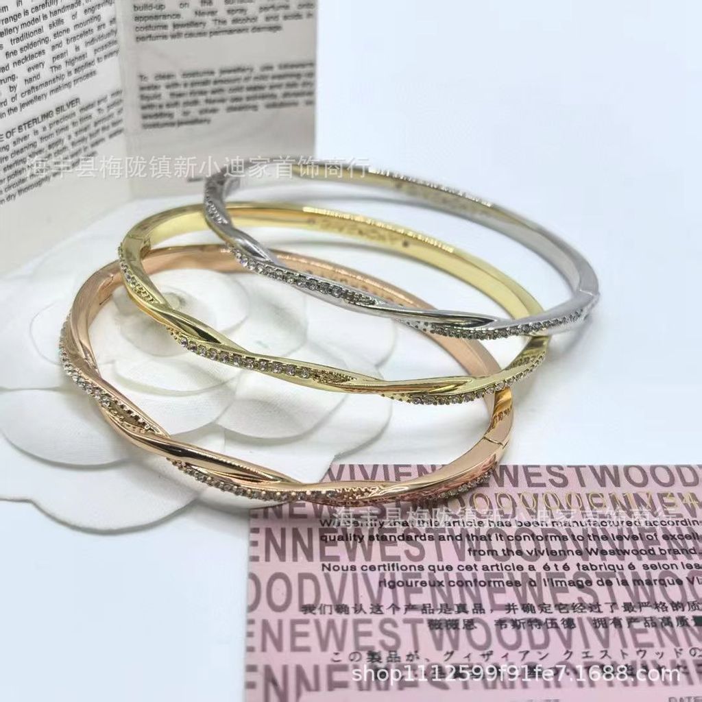 GVC Light Luxury Mobius V Golden Starry Simple Fashion Design Light Luxury Bracelet