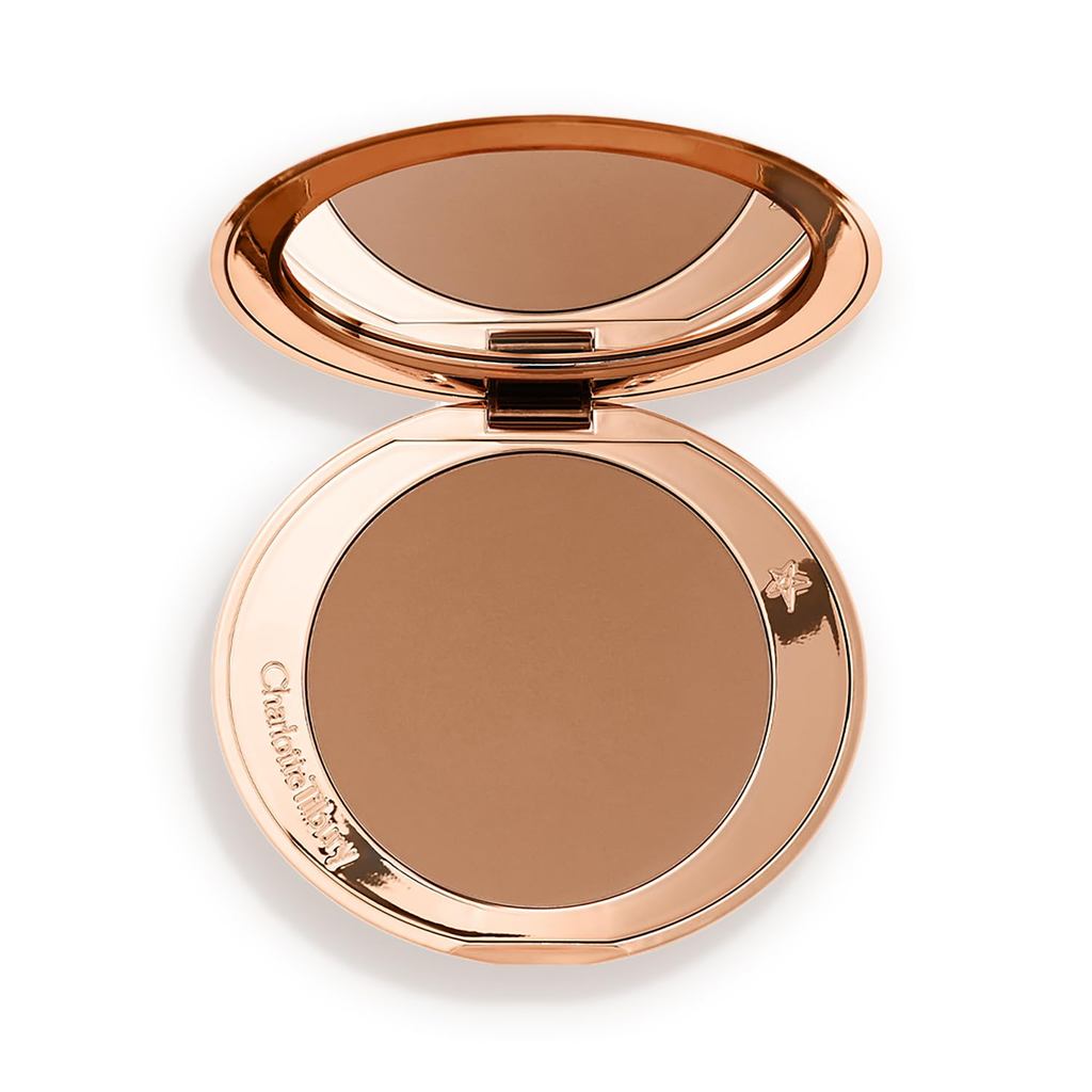 Charlotte Tilbury Airbrush Matte Bronzer - oothing & Blurring Powder Bronzer với lớp hoàn thiện Airb