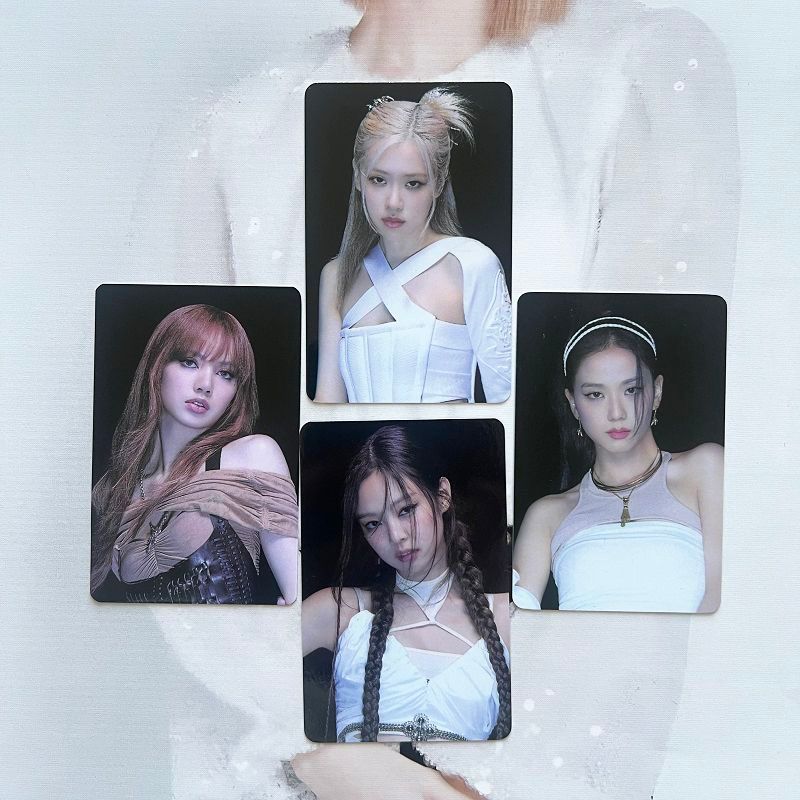 Blackpink chính thức hai màu trắng mẫu nhỏ thẻ Park màu trắng thịt trắng Kim Ji Soo màu trắng chương
