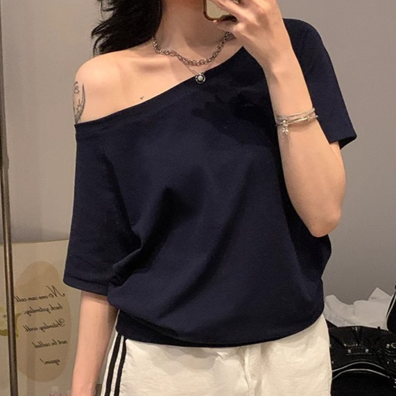 【Ready Stock】 off-Shoulder Design Loose Solid Color Short-Sleeved T-shirt for Women 2026 Summer New 