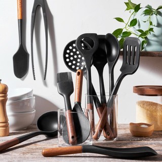 Staub - Xẻng silicon màu đen - 31cm