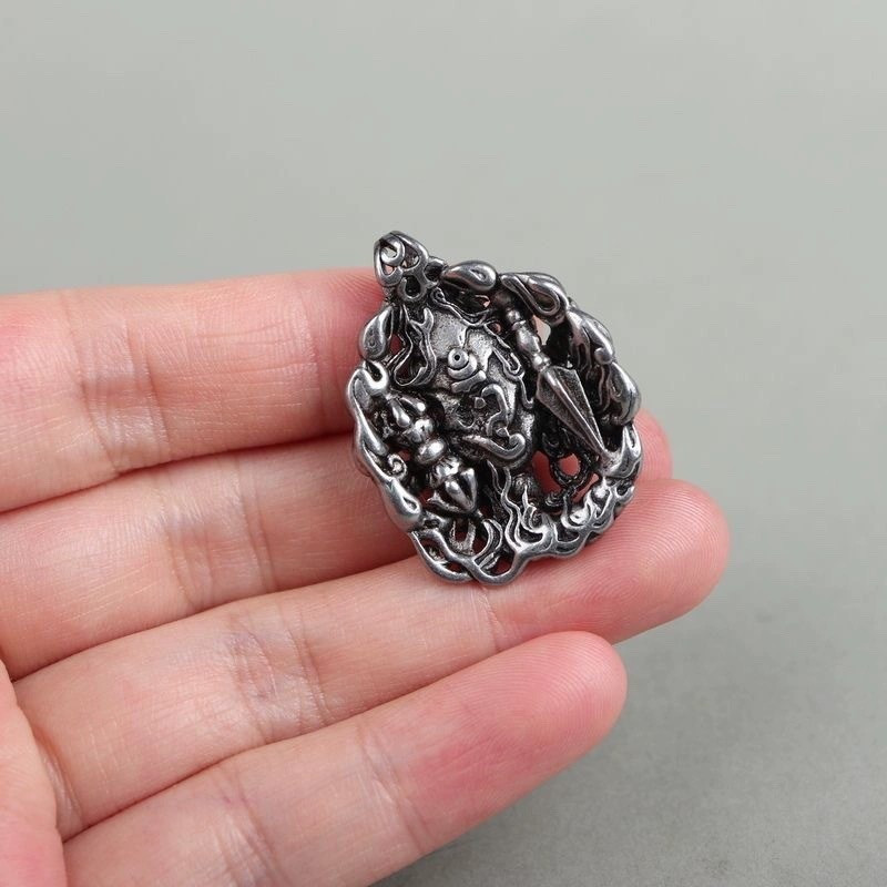 Scorpion pendant like a hanging scorpion pendant, iron-plated Buddhist bead necklace boutique#9daily