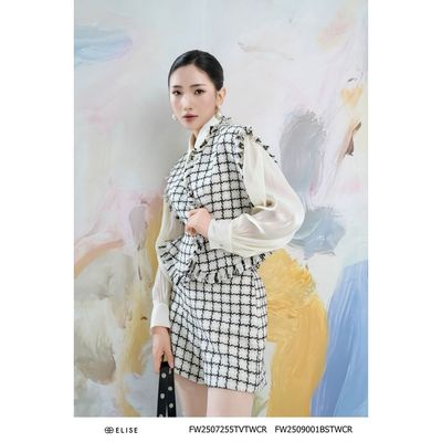 Quần sooc tweed kem kẻ thiết kế Elise FW2509001BSTWCR