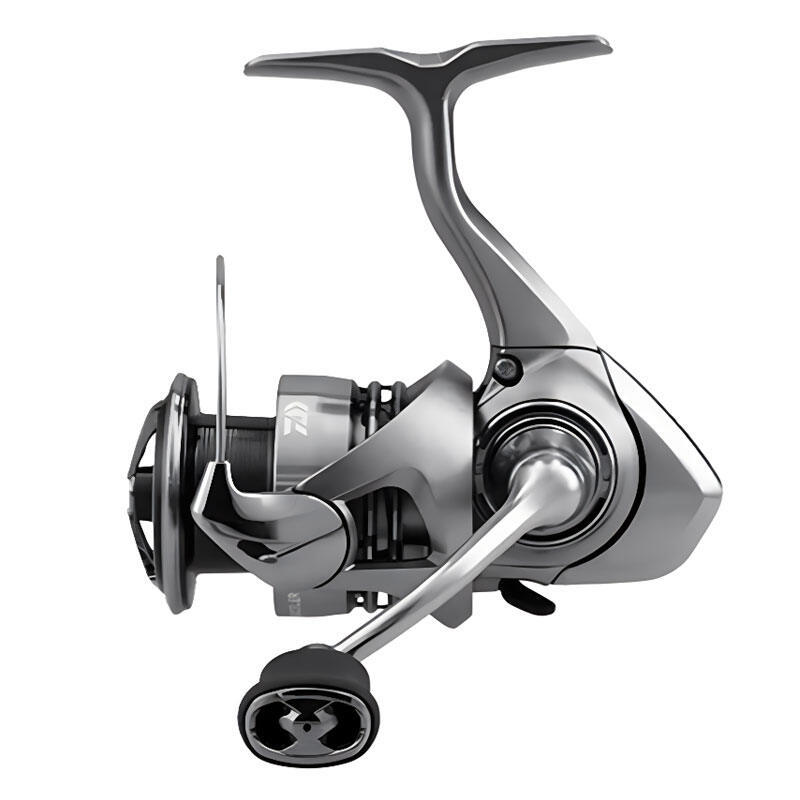 Máy câu cá DAIWA EXCELER LT với ống cuốn kim loại thích hợp câu cá hồ và biển