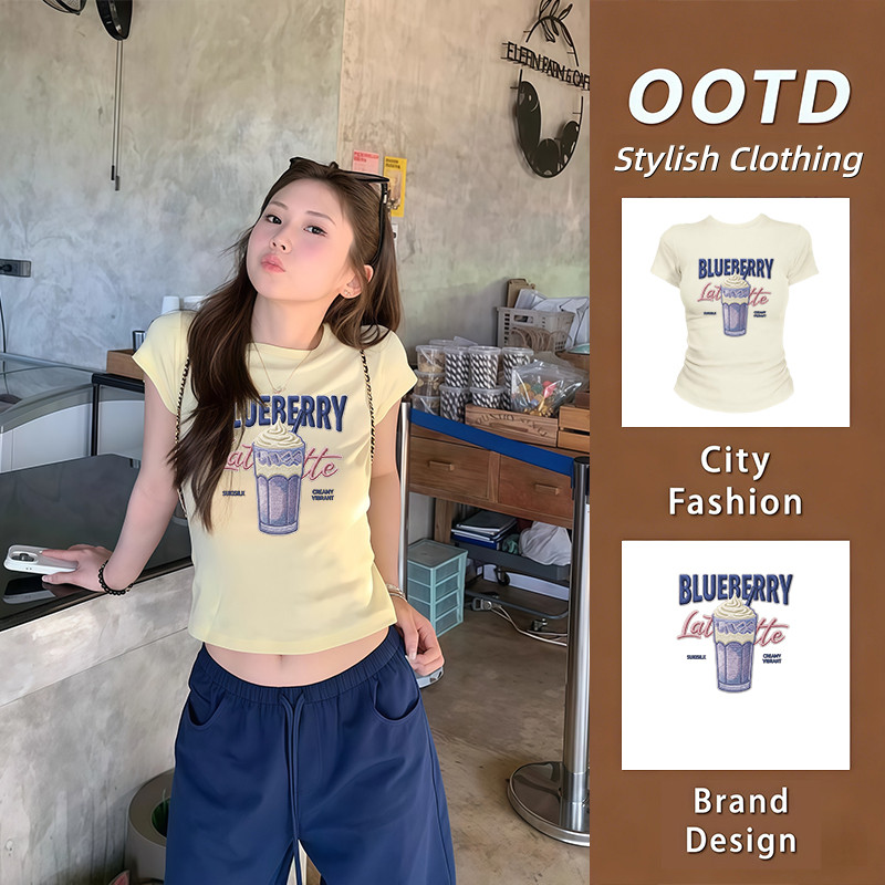 COD✅ Áo thun croptop nữ in Matcha Latte, áo sát nách ôm dáng màu vàng kem, chất liệu co giãn tốt, dễ