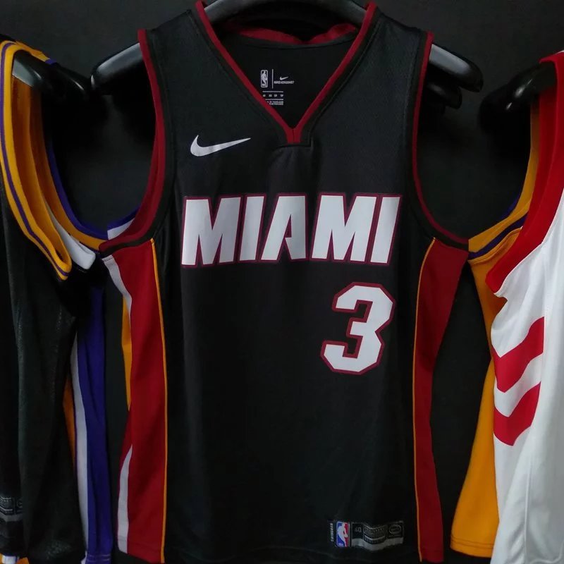 17-18 Mùa giải mới NBA Heat No. 3 Wade Jersey Dwyane Wade Phiên bản quạt ép nóng Đồng phục bóng rổ M
