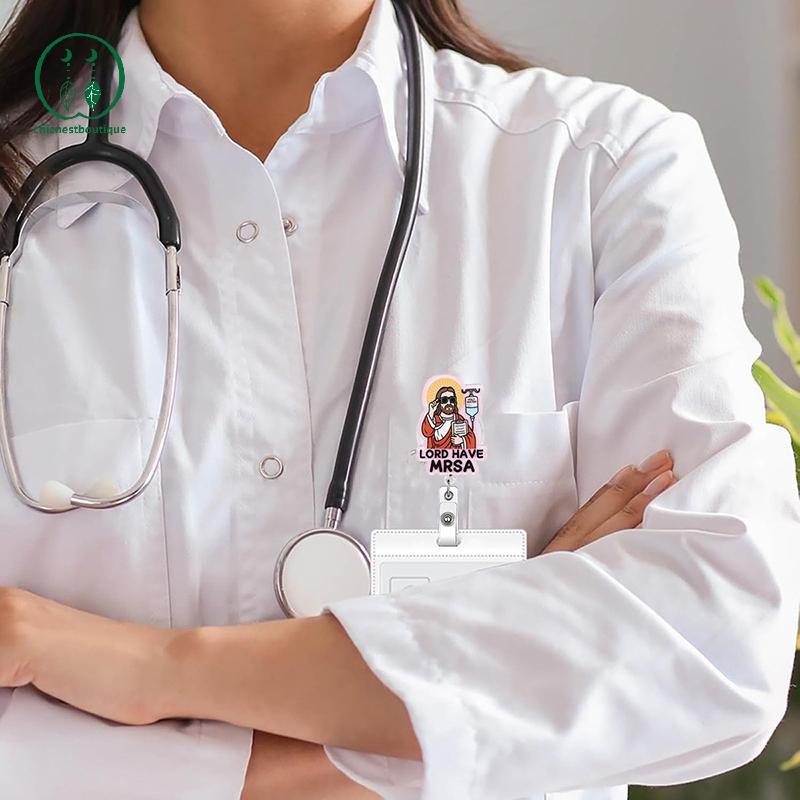[Chicnest] Lord Have MRSA Funny Nurse Badge Reel, Hộp đựng huy hiệu y tế ID có thể thu vào dễ thương