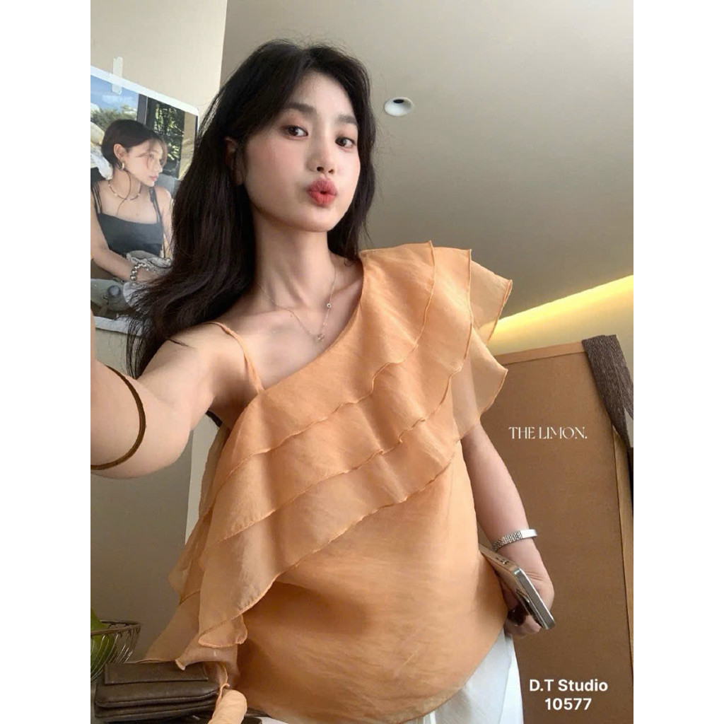 428DT9255 Áo lệch vai bèo The Lemon  10577“𝐋𝐚𝐮𝐫𝐚❀
