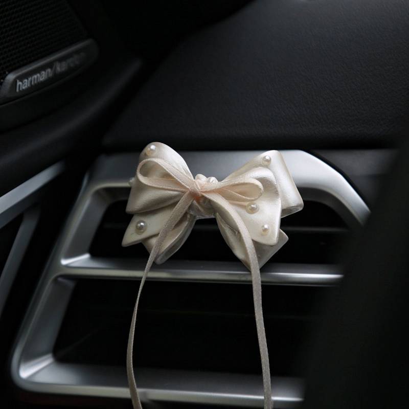 Car Aromatherapy Car Air Conditioning Air Outlet Perfume Car Decorations Less Car Aromatherapy Car A