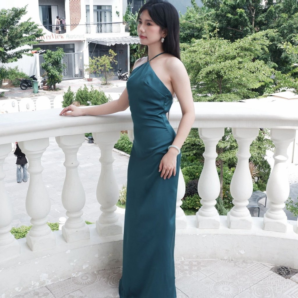 [Katie Silkdress] - Đầm lụa Katie cổ yếm dạ hội form dài