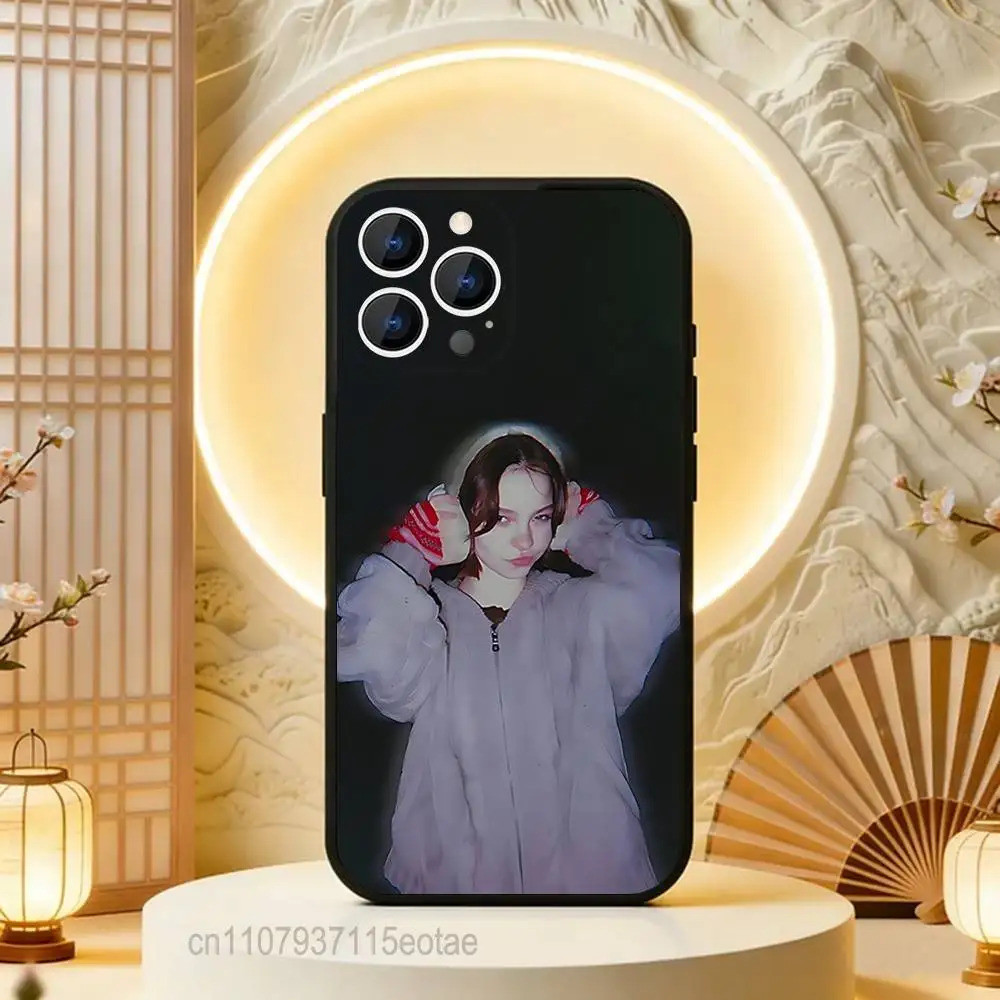 TP-2 Emma Nữ Diễn Viên M-Myers Cho iPhone 12,16,13,14,15,17,11, Pro, Max, Plus, E, Air, Mini TPU Mềm