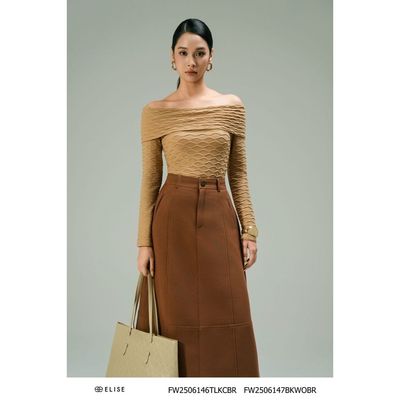 Áo thun nâu dệt nổi hình sóng thiết kế Elise FW2506146TLKCBR