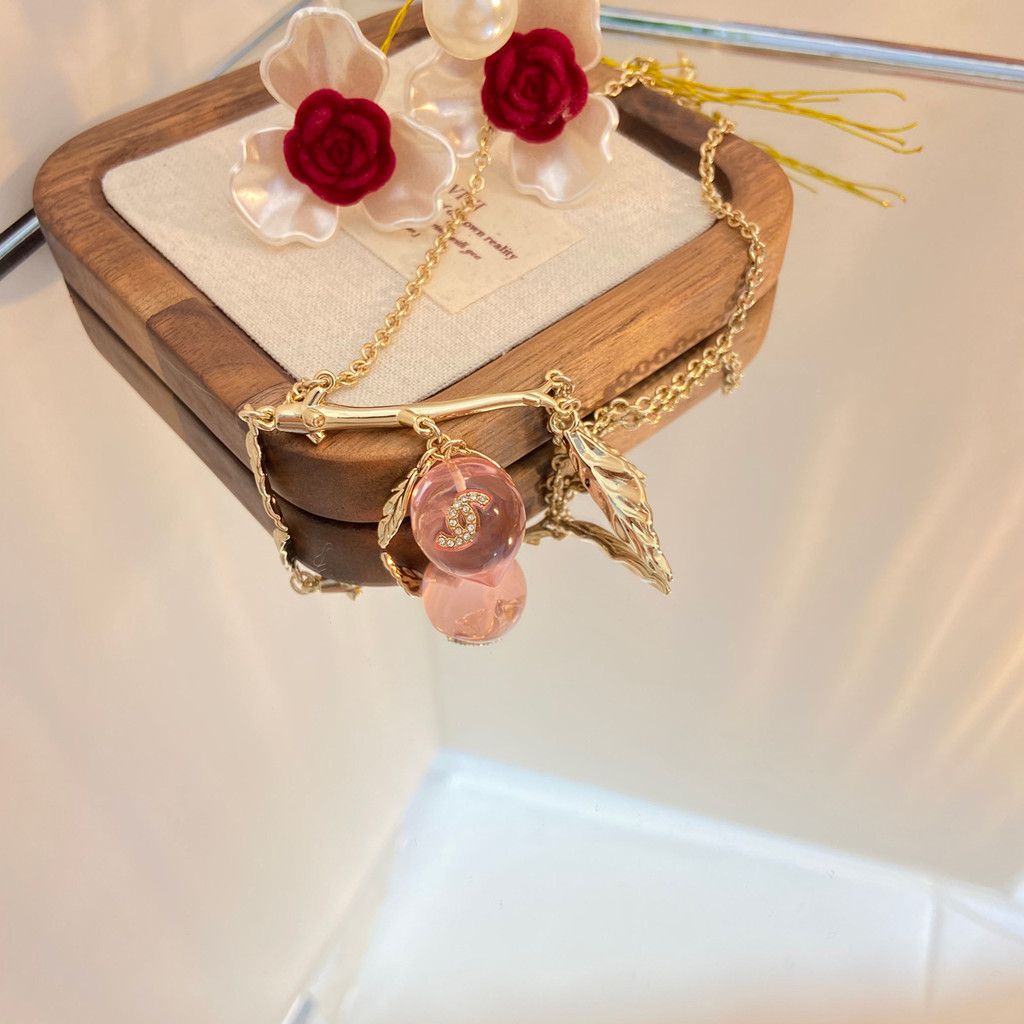 Peach Cute Girl Pink Peach Necklace New Style High-End Versatile