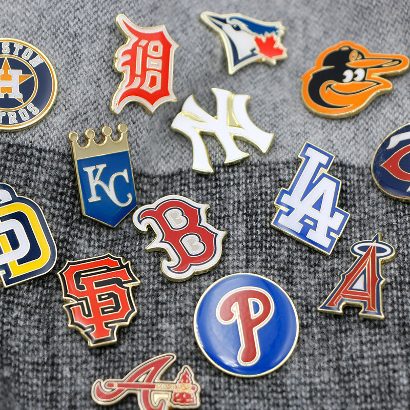 Baseball Badge New York Yankees Los Angeles Dodgers Metal Badge Brooch Bag Baseball Cap Accessories 