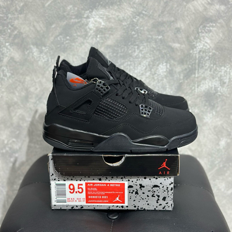 4 "J4 Black Cat" của Davekicks