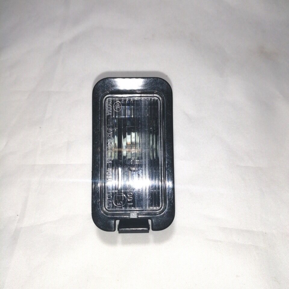 Luxgen 7U7 u6 u6 u6 U5 MPV Luxgen S5 Luxgen 5 Phía Sau Biển Số Ánh Sáng Biển Số Đèn