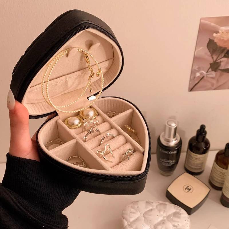 High-Grade Jewelry Box Portable Hand Jewelry Ear Stud and Ring Storage Box Small Exquisite Necklace 