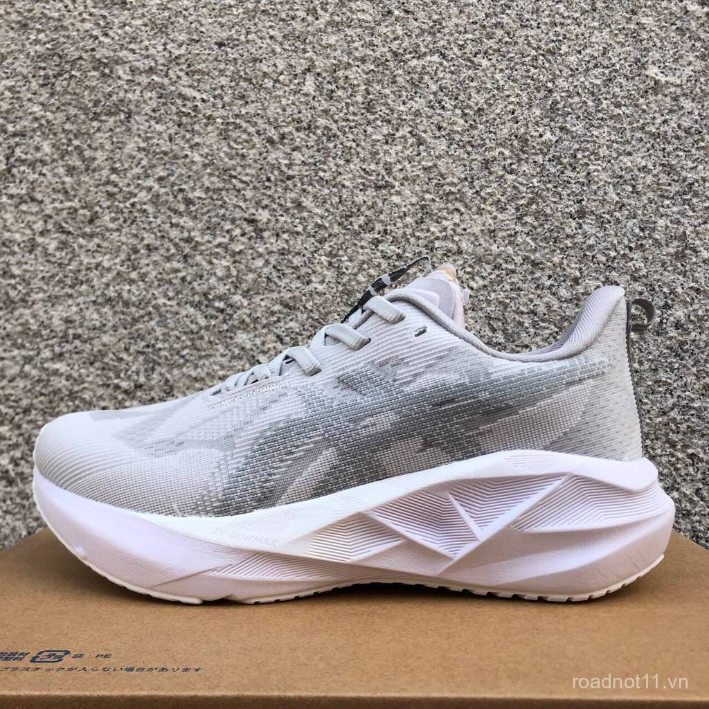 Giày chạy bộ ASICS Novablast 5 nam nữ - nhẹ và êm ái, phù hợp cho tập gym