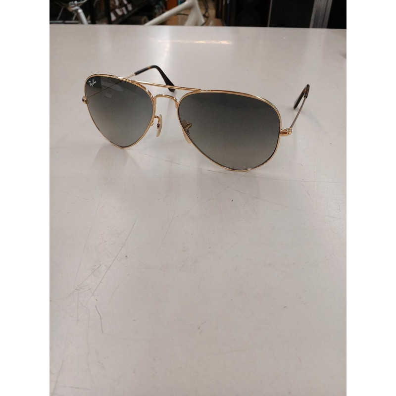Kính râm Ray-Ban Rb3025