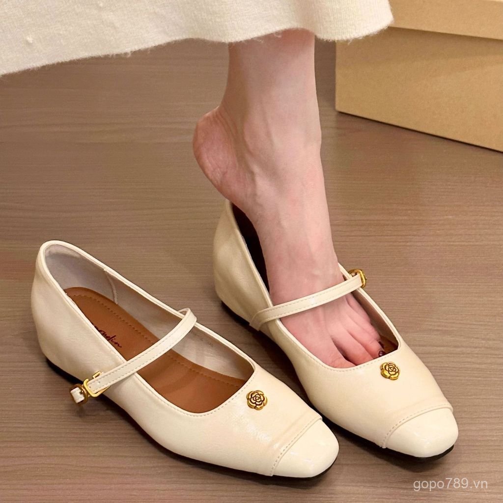 Giày Nữ Giày Đơn Nữ Mùa Hè Nông Miệng Tất Cả Trận Đấu Giày Đậu Hà Lan Đế Thấp Giày Đen Bề Mặt Mềm Sl
