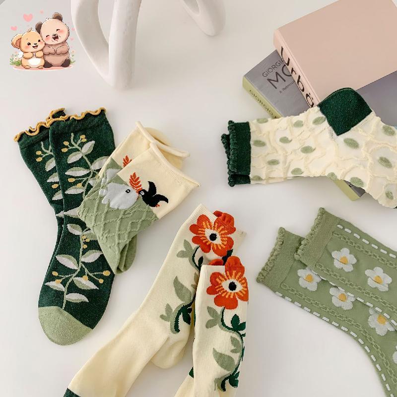 Tất nữ Xuân Hè style Retro và Đại Học