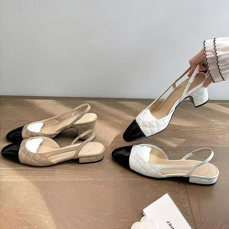 Baotou Flat Buckle Strap Giày Sandal Gót Vuông Nữ