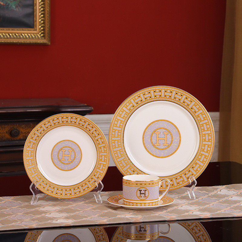 Tableware set for home use, sample room dining table, dinner plates, Western-style plates, steak pla