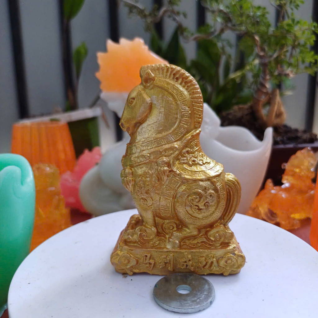Tượng Ngựa La Mã Đế Chế La Mã Phong Thủy Mạ Vàng Cao 9cm  – Mã Đáo Thành Công – Decor Bàn Làm Việc, 