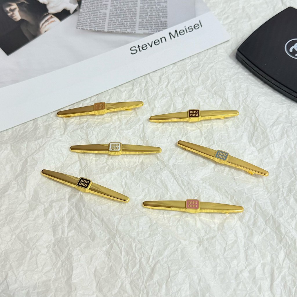 2025Autumn and winter new product: Miu Miu hair clips, side clips, hair accessories, seamless side c