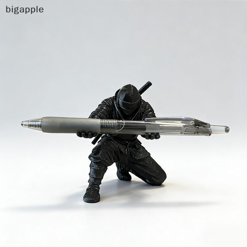 Bigapple Kneeling Knight Pen Holder: Ninja-Style Armor Desktop Stand Decor RDG