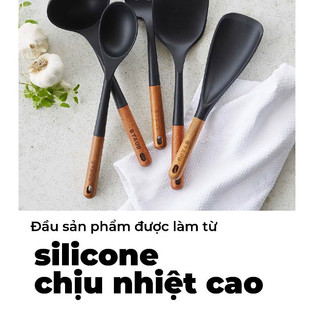 Staub - Muỗng silicon màu đen - 31cm