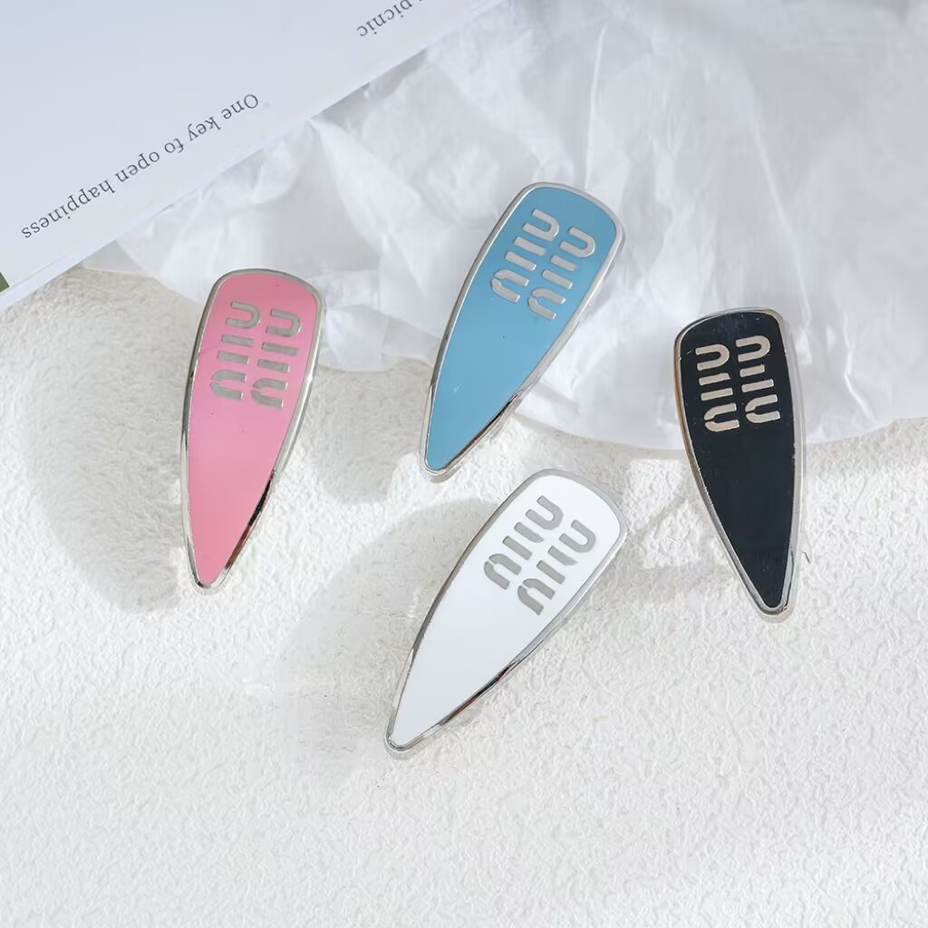 2025New colorful letter hair clips, side hair accessories for women, spring clips, bangs clips, fash