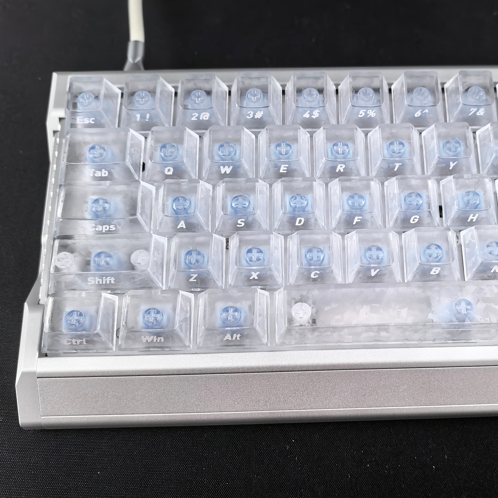 keycap anime keycap Ice Carbon Pattern Keycap 3.0 Bên Khắc Ánh Sáng Trong Suốt Thích Ứng Từ Ace68 Ni