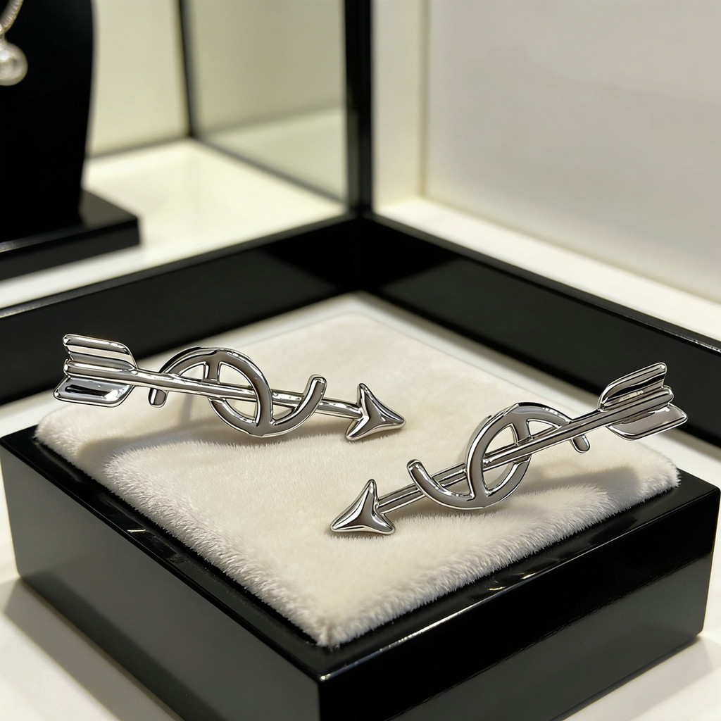 26New gold Hollow Arrow Stud Earrings, Irregular Arrow Versatile Fashion Stud Earrings